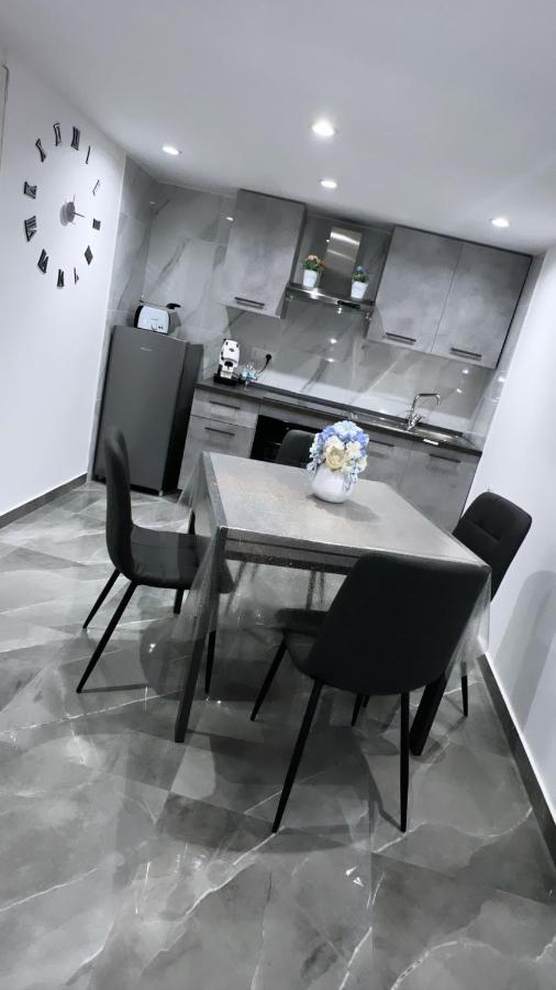 Appartamento Casa Aurora Napoli Esterno foto